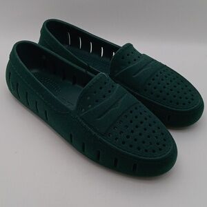 Green Women's Flats & Loafers